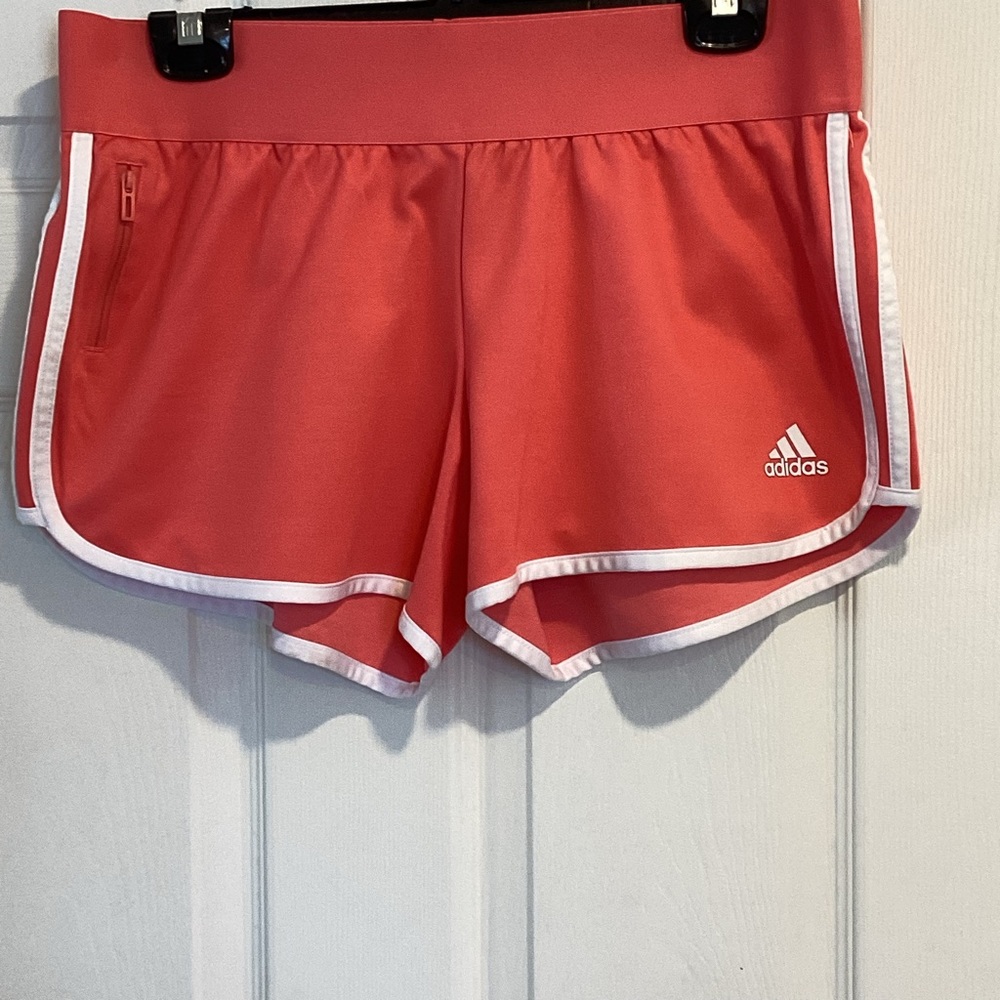 adidas running shorts, Size L
